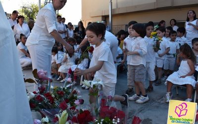 Emotiva coronación a la Virgen en el Centro Infantil Bilingüe (CIB)