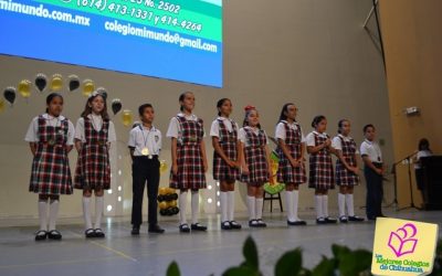 Premiación a los mejores promedios de primaria. Centro Educativo Mi Mundo.