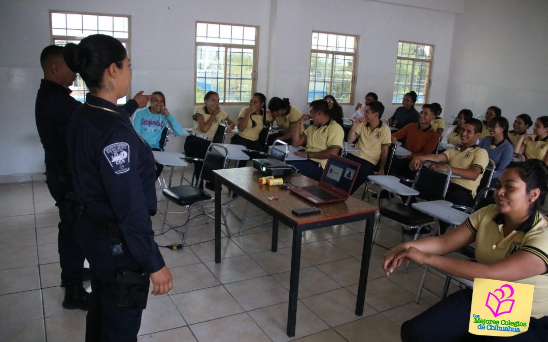 EDAP / CBTCH. Regreso a clases y plática con la policía municipal.