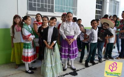 Celebración del Día de la Independencia. Colegio Palmore.