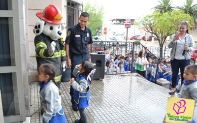 Visita de Sparky, el perro Bombero. Colegio DOZAL Bilingüe.