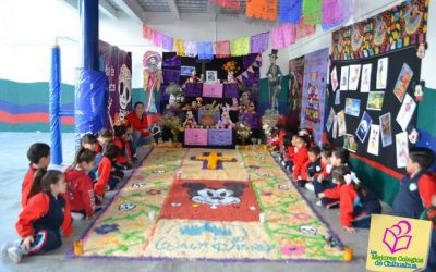 Centro Educativo MI MUNDO. Altar de muertos.